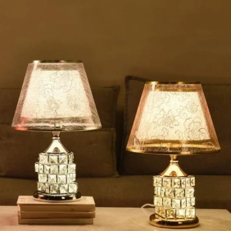 LumaGlow – Kompakt LED-bordslampa för hemmabelysning