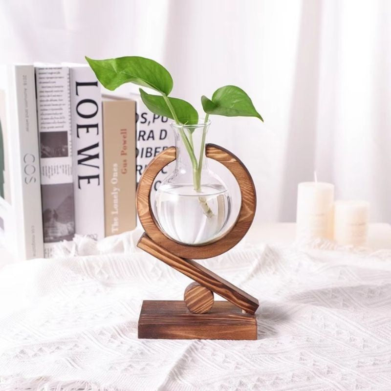 WoodAura – Inomhus bordsplanterare med ramdesign