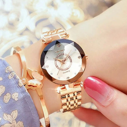 Aria – Armbandsur med rund urtavla och justerbart spänne