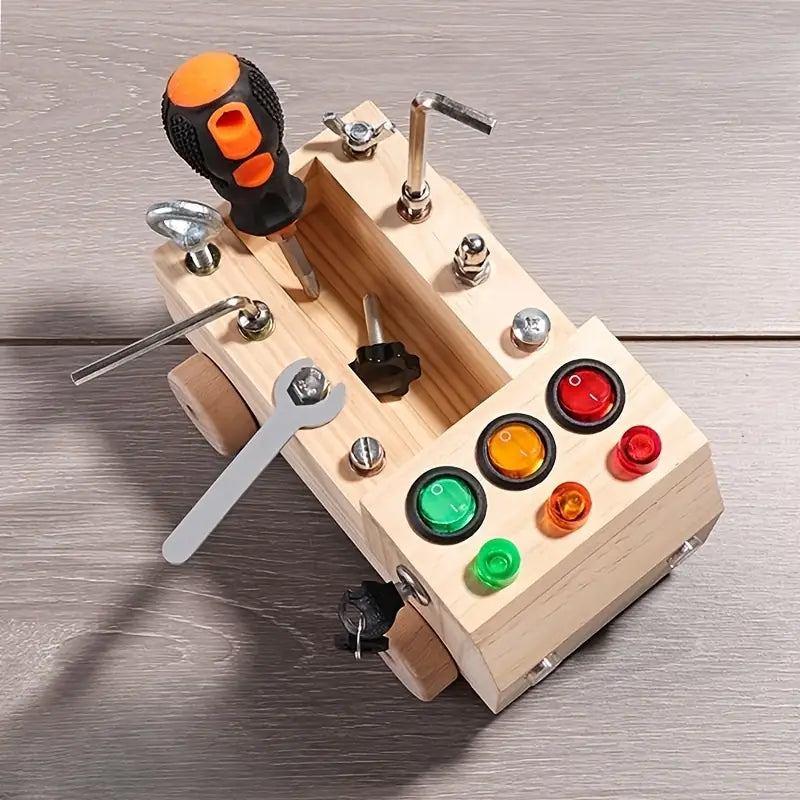 LearnPlay – Montessori Upptagen Styrelse med LED lampor och verktygsset